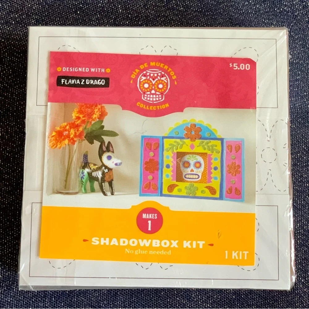 New Target Paint Your Own Shadowbox Kit Dia De Meutros Collection Halloween ‘22 - Picture 4 of 7